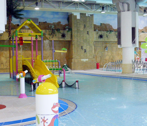 Island East Swimming Pool, Hong Kong
