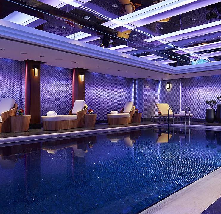 Landmark Mandarin Oriental Swimming Pool, Hong Kong