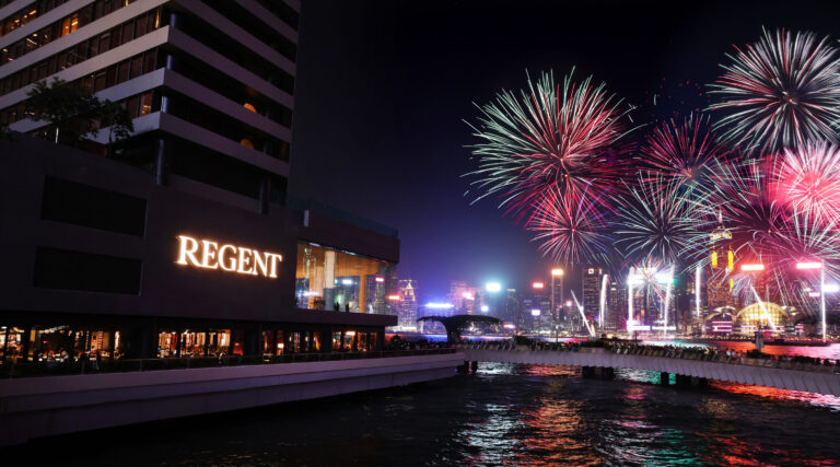 restaurants where to watch fireworks in hong kong 2024